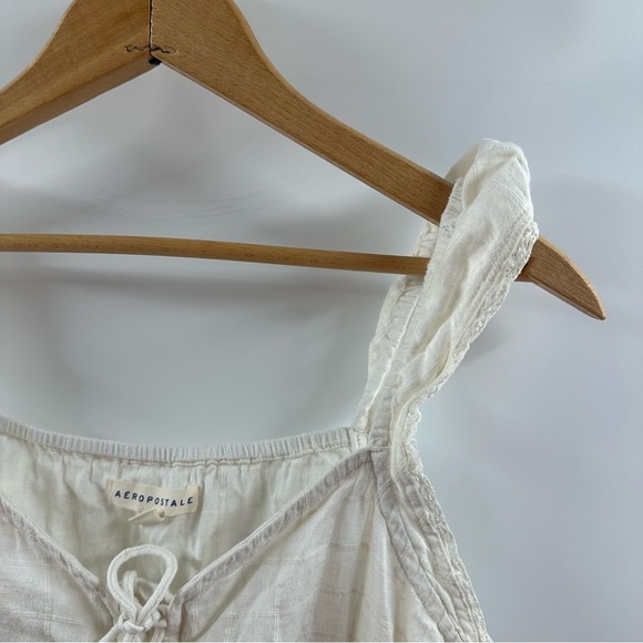 Aeropostale White Lace-Up Cropped Tank Top – Ruffled Straps, Size Medium - Picture 3 of 6